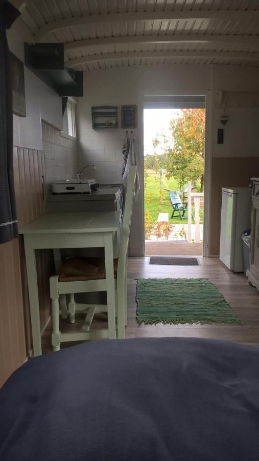 Pipowagen Elsebein Groningen Westerwolde Unieke Ligging Met Eigen Tuin En Vrij Uitzicht Over Veld Naar Natuurgebied Onstwedde Екстериор снимка