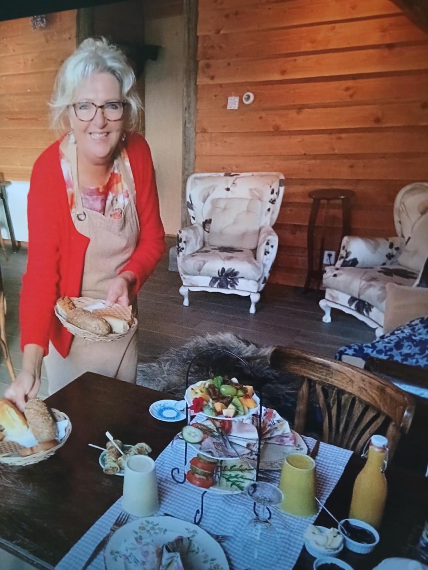 Pipowagen Elsebein Groningen Westerwolde Unieke Ligging Met Eigen Tuin En Vrij Uitzicht Over Veld Naar Natuurgebied Onstwedde Екстериор снимка